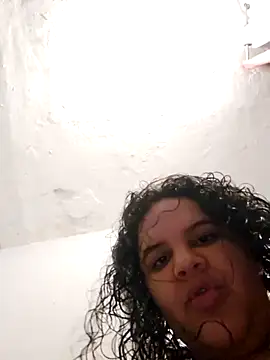 Snapshot of Gorditasexy2000 chatting on March 1, 2026, 6:15 am Gorditasexy2000 online show from March 1, 2026, 6:15 am