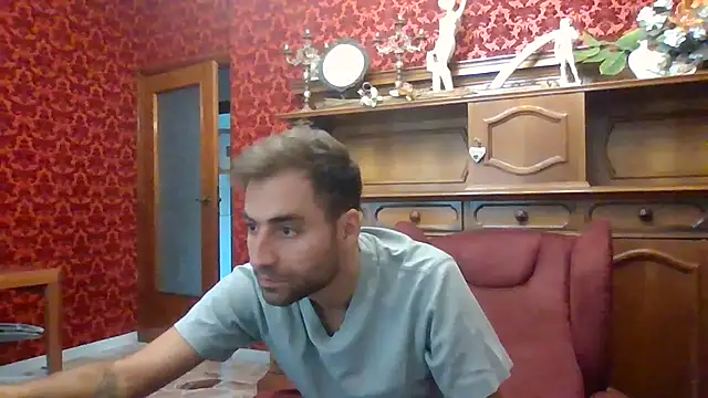 Snapshot of Torissimo92 chatting on September 21, 2025, 4:52 pm Torissimo92 online show from September 21, 2025, 4:52 pm