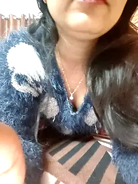 Snapshot of CUTE-PX chatting on January 9, 2026, 11:24 am CUTE-PX online show from January 9, 2026, 11:24 am