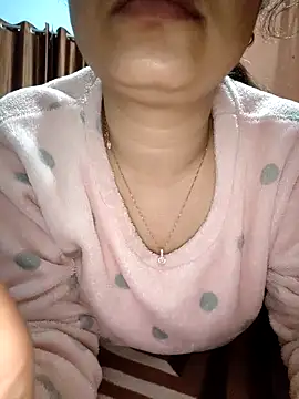 Snapshot of CUTE-PX chatting on February 1, 2026, 12:37 pm CUTE-PX online show from February 1, 2026, 12:37 pm