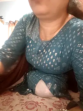 Snapshot of CUTE-PX chatting on February 25, 2026, 5:06 am CUTE-PX online show from February 25, 2026, 5:06 am