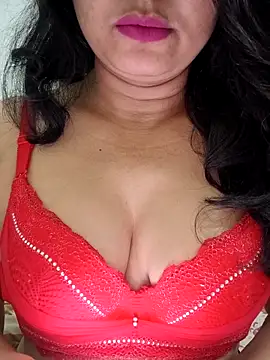 CUTE-PX online show from May 7, 2026, 5:13 am