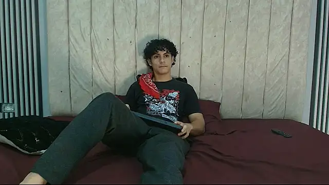 mikey banji online show from September 29, 2025, 12:32 pm