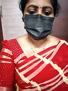 Snapshot of vasundhara26 chatting on December 21, 2025, 9:33 pm vasundhara26 online show from December 21, 2025, 9:33 pm