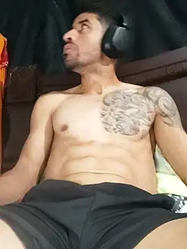 Alexsexygamer online show from April 4, 2026, 4:26 pm