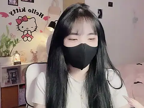 Snapshot of keelinnn19 chatting on January 9, 2026, 7:48 pm keelinnn19 online show from January 9, 2026, 7:48 pm