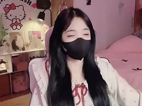 Snapshot of keelinnn19 chatting on February 8, 2026, 6:11 pm keelinnn19 online show from February 8, 2026, 6:11 pm