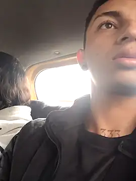 Snapshot of NickandAbby_ chatting on January 14, 2026, 6:35 pm NickandAbby online show from January 14, 2026, 6:35 pm