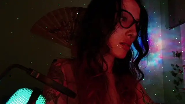 Snapshot of KiotoShine chatting on February 5, 2026, 6:56 pm KiotoShine online show from February 5, 2026, 6:56 pm