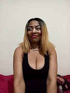 SEXYMOANSXX online show from October 10, 2025, 4:39 pm