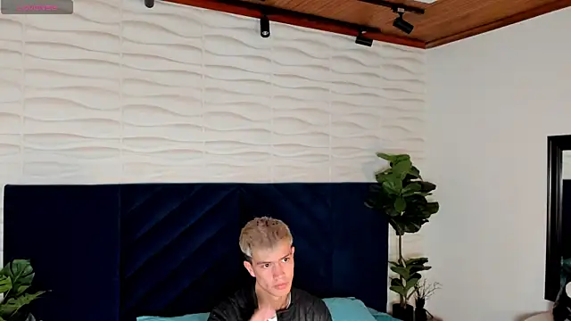 nicktorn online show from November 12, 2025, 12:27 pm