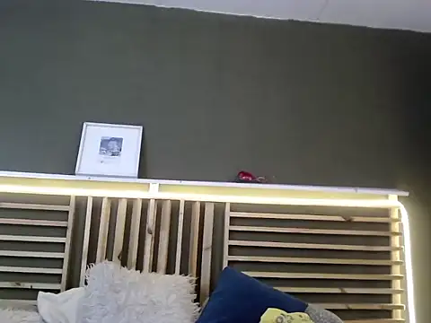 PaulEvens online show from October 28, 2025, 1:47 pm