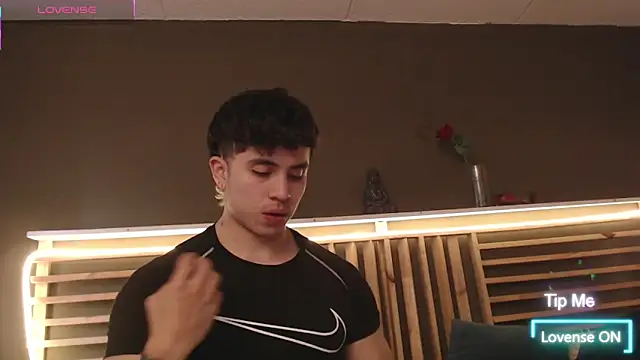 PaulEvens online show from December 2, 2025, 1:28 pm