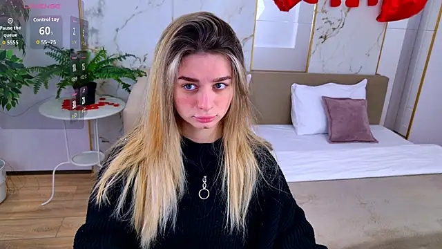 SweetyLicky online show from February 15, 2026, 4:03 pm