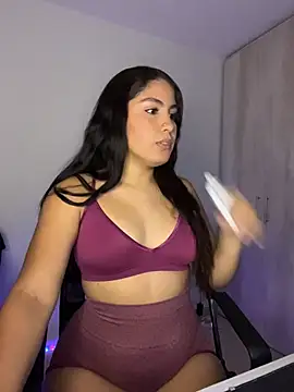 Snapshot of OriannaLuna chatting on September 30, 2025, 2:38 am OriannaLuna online show from September 30, 2025, 2:38 am