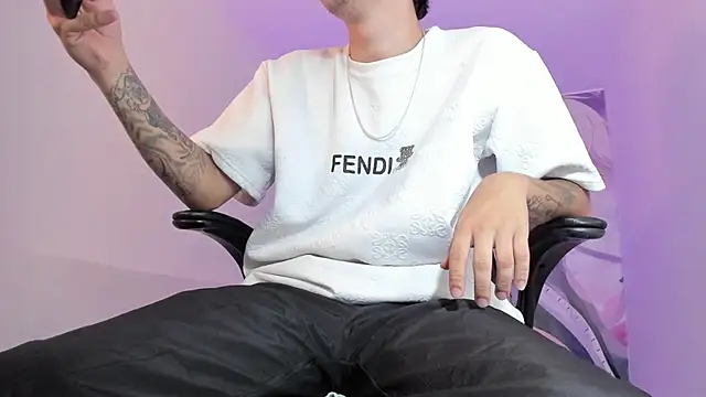 Fran Boy online show from November 30, 2025, 2:15 am