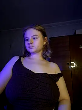 Snapshot of SlipperSherry chatting on December 3, 2025, 5:11 pm SlipperSherry online show from December 3, 2025, 5:11 pm