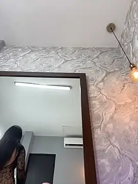 Snapshot of MiaFarkash chatting on February 10, 2026, 9:19 pm MiaFarkash online show from February 10, 2026, 9:19 pm