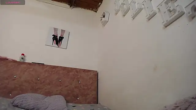 Snapshot of solpeich chatting on October 29, 2025, 3:03 pm solpeich online show from October 29, 2025, 3:03 pm