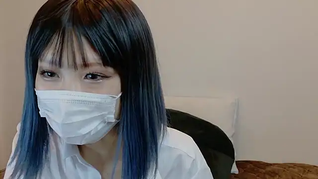 Snapshot of sarina_at chatting on December 4, 2025, 9:29 am sarina at online show from December 4, 2025, 9:29 am