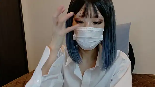 Snapshot of sarina_at chatting on December 14, 2025, 9:25 am sarina at online show from December 14, 2025, 9:25 am