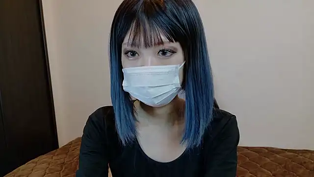 Snapshot of sarina_at chatting on December 17, 2025, 4:18 am sarina at online show from December 17, 2025, 4:18 am