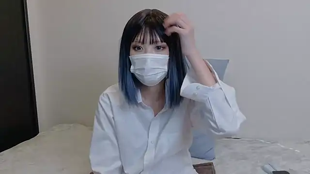 Snapshot of sarina_at chatting on July 18, 2026, 7:34 am sarina at online show from July 18, 2026, 7:34 am