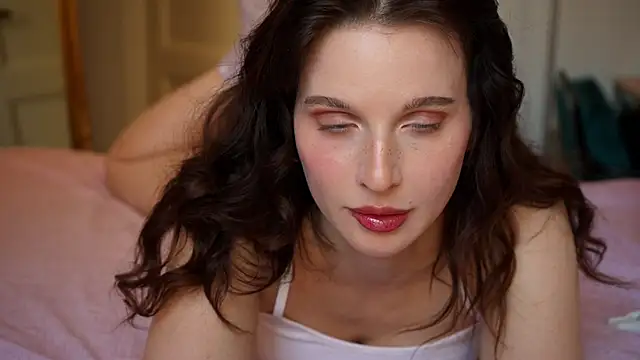 Snapshot of ellaa91 chatting on November 15, 2025, 1:40 pm ellaa91 online show from November 15, 2025, 1:40 pm