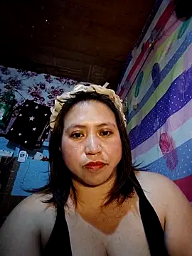 Snapshot of JennyLou_17 chatting on February 20, 2026, 2:50 pm JennyLou 17 online show from February 20, 2026, 2:50 pm