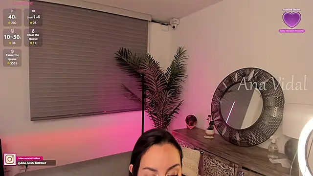 Miss norway online show from November 10, 2025, 9:36 pm