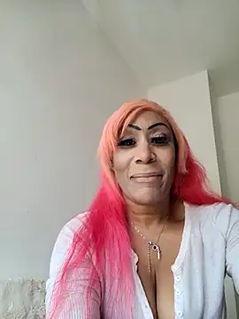 iamlalamilano online show from March 18, 2026, 3:59 pm