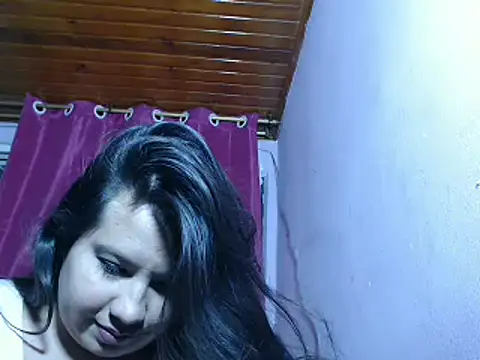 nina kisslove online show from November 6, 2025, 11:15 pm