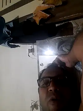 Snapshot of Hot-boy077 chatting on October 13, 2025, 5:57 pm Hot-boy077 online show from October 13, 2025, 5:57 pm