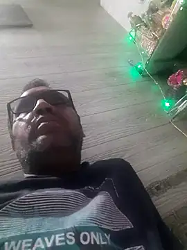 Snapshot of Hot-boy077 chatting on October 27, 2025, 3:38 pm Hot-boy077 online show from October 27, 2025, 3:38 pm