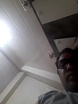 Snapshot of Hot-boy077 chatting on November 1, 2025, 9:17 pm Hot-boy077 online show from November 1, 2025, 9:17 pm