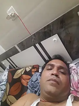 Snapshot of Hot-boy077 chatting on November 28, 2025, 6:32 pm Hot-boy077 online show from November 28, 2025, 6:32 pm