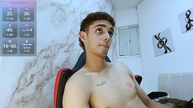 Snapshot of nathan_shimmer chatting on February 19, 2026, 12:06 am nathan shimmer online show from February 19, 2026, 12:06 am