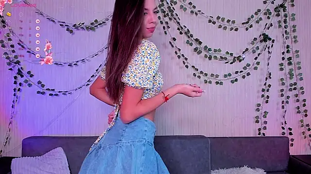 Snapshot of JenniferDavies chatting on October 29, 2025, 4:42 pm JenniferDavies online show from October 29, 2025, 4:42 pm