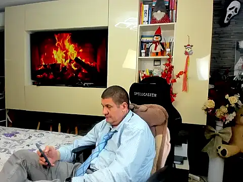 SpartacusDaddy48 online show from March 10, 2026, 4:56 pm