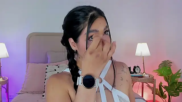 Cutie Riley online show from September 16, 2025, 2:51 pm