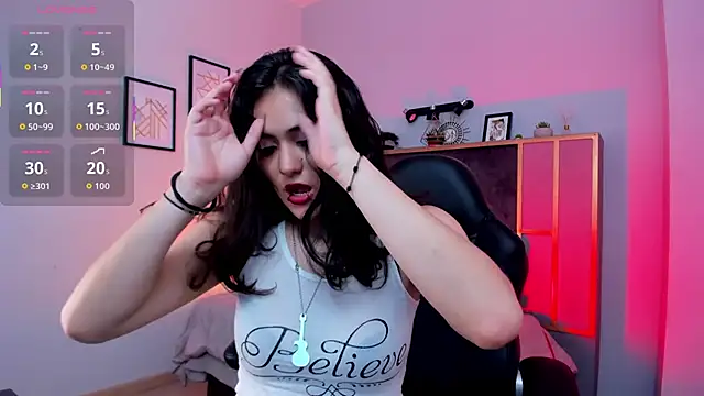 Azurra amatto2 online show from November 7, 2025, 8:42 pm