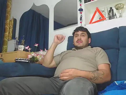 Snapshot of AMIRRAMIJANALHOT chatting on March 6, 2026, 9:33 pm AMIRRAMIJANALHOT online show from March 6, 2026, 9:33 pm