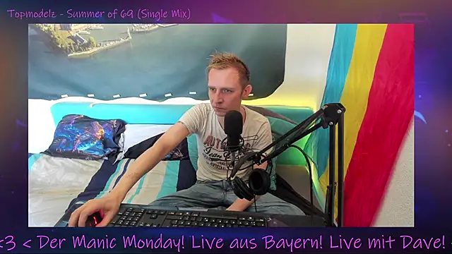 Snapshot of DaveLindau chatting on September 15, 2025, 3:12 pm DaveLindau online show from September 15, 2025, 3:12 pm