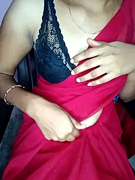 Nidhi lovely online show from February 24, 2026, 1:47 am