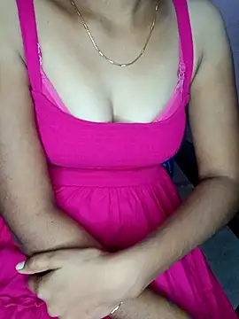 Snapshot of Nidhi_lovely chatting on March 3, 2026, 5:19 pm Nidhi lovely online show from March 3, 2026, 5:19 pm