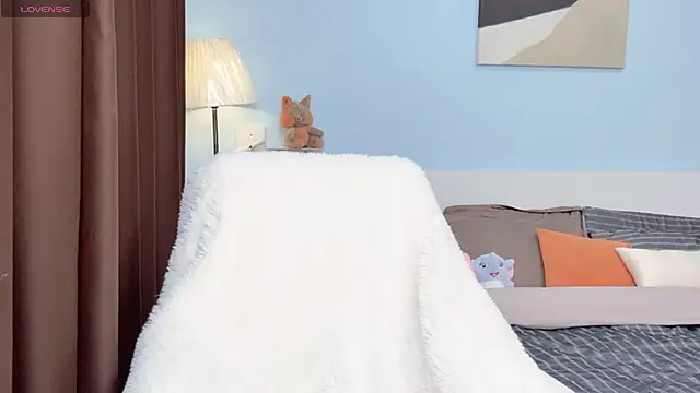 ViViennepp online show from November 10, 2025, 12:59 pm