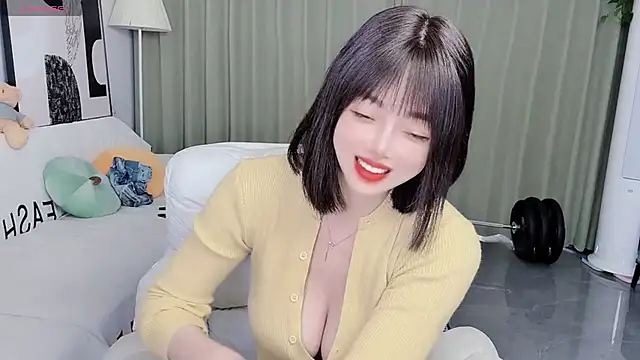 Snapshot of uikyy1 chatting on January 8, 2026, 8:38 am uikyy1 online show from January 8, 2026, 8:38 am