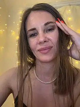 LucieMack online show from May 13, 2026, 10:17 pm