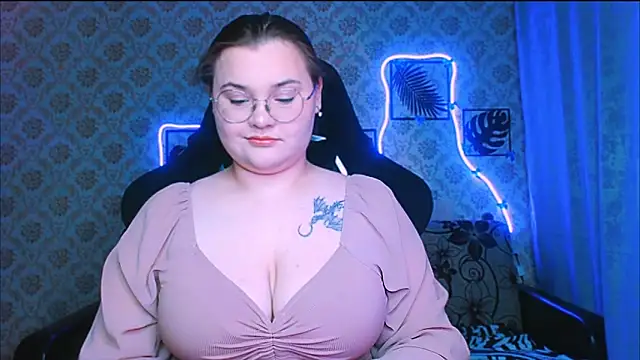 Snapshot of InLoveWithLife26 chatting on February 7, 2026, 8:12 pm InLoveWithLife26 online show from February 7, 2026, 8:12 pm