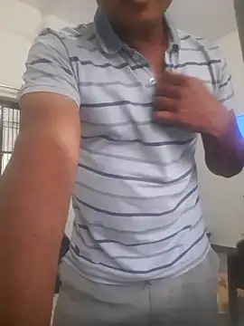 Snapshot of DesiEngine chatting on March 23, 2026, 12:31 pm DesiEngine online show from March 23, 2026, 12:31 pm